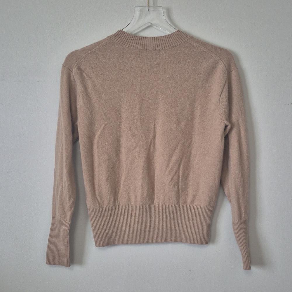 Banana Republic Women's Tan Cashmere Crew Neck Sweater Size XS, Classic Luxury - Picture 7 of 9